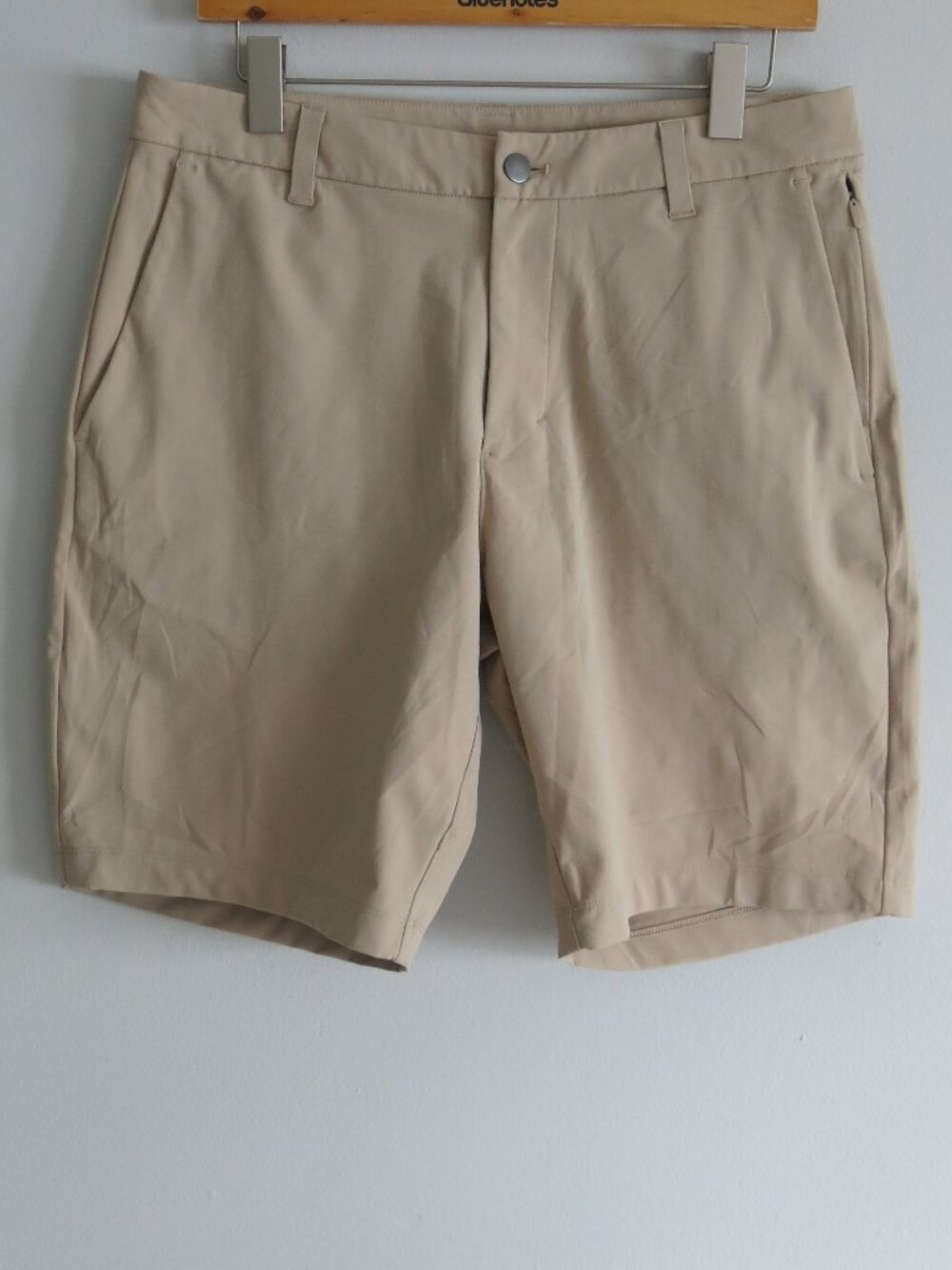 Lululemon Athletica Commission Classic Fit Casual Short - Size 32